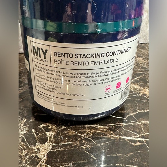 MYTAGALONGS
Bento Stacking Container - Picture 4 of 5